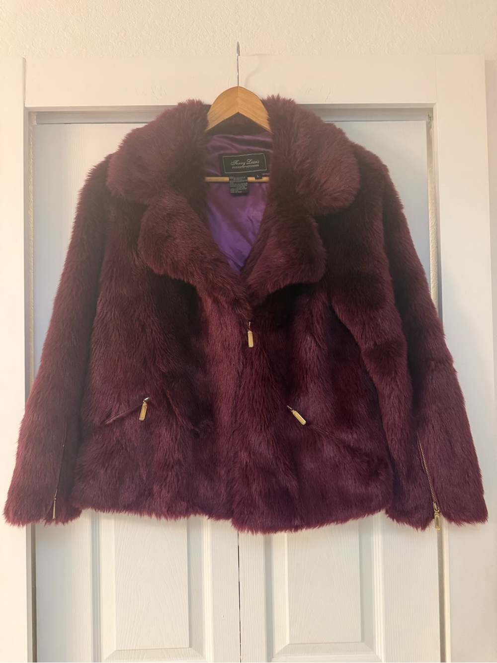 Faux Fur Burgundy Women's Jacket - Cozy Chic Outerwear